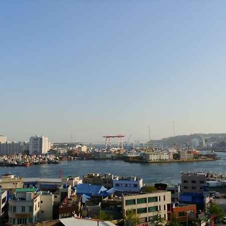 Four Season Guest House Busan Extérieur photo