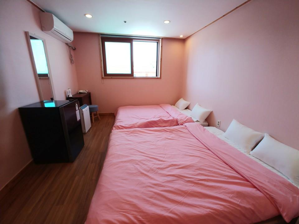 Four Season Guest House Busan Extérieur photo